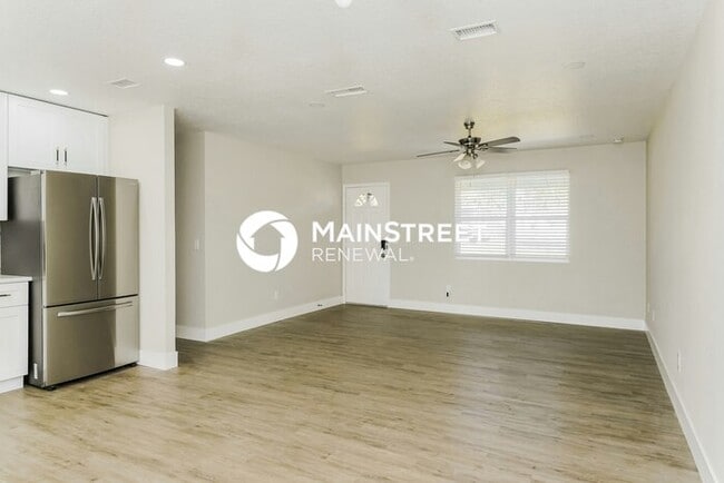 3 Bedroom Pet-Friendly Home in EDGEWATER, FL with Main Street Renewal