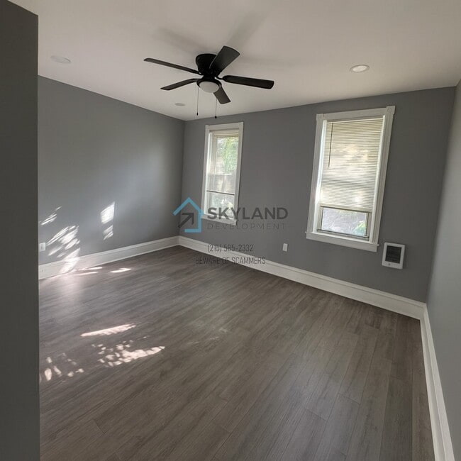 Photo - 4933 N Camac St