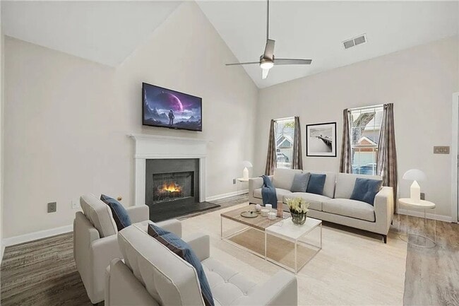 Photo - 1288 Gates Cir SE