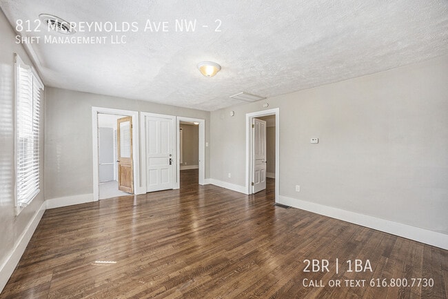 812 Mc Reynolds Ave NW