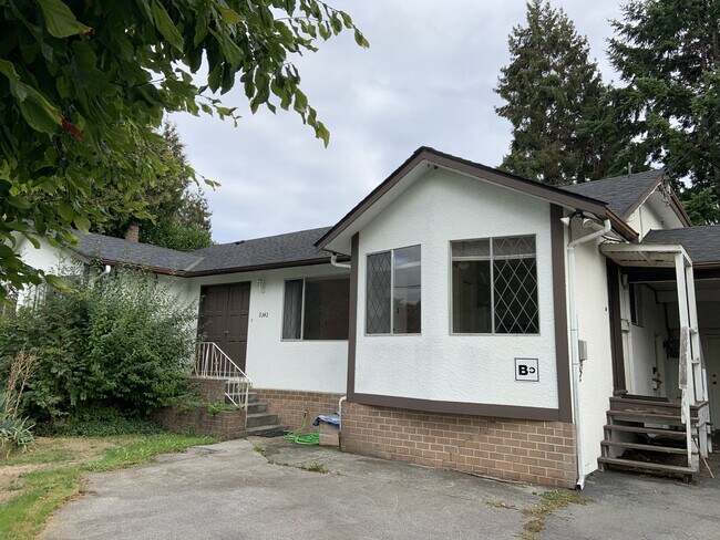 Photo - 5342-539A 9a Ave