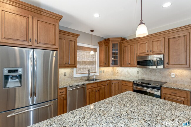 Photo - 1 Ridgeview Dr