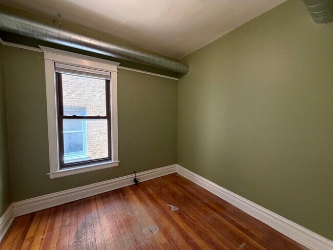 Photo - 4335 N Damen Ave Unit 2