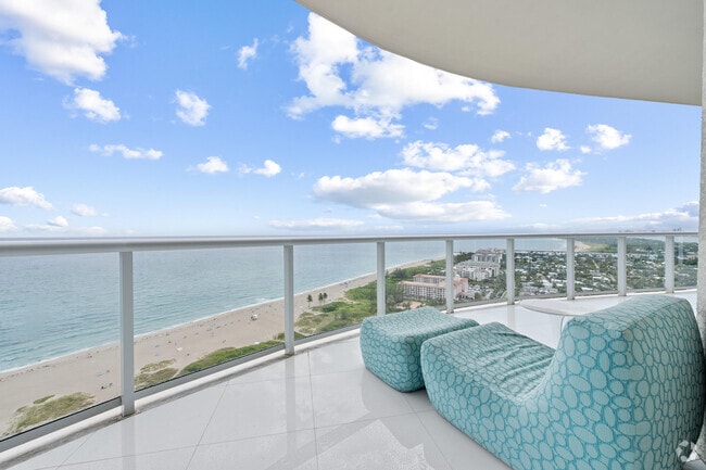 Building Photo - 2700 N Ocean Dr Unit Ph4b Rental