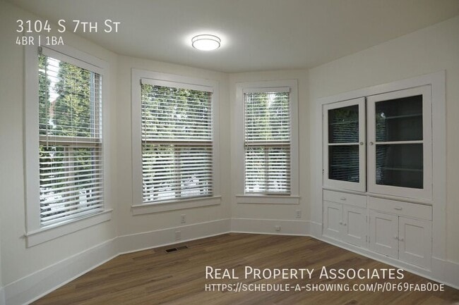 Photo - 3104 S 7th St