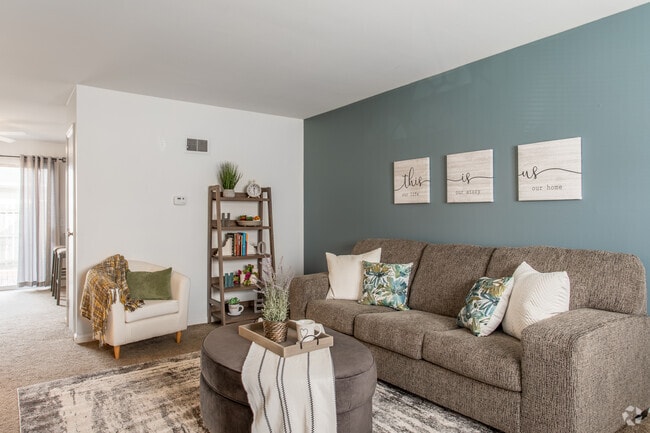 B2 Dorchester - 2Br, 1.5B - 922 SF
