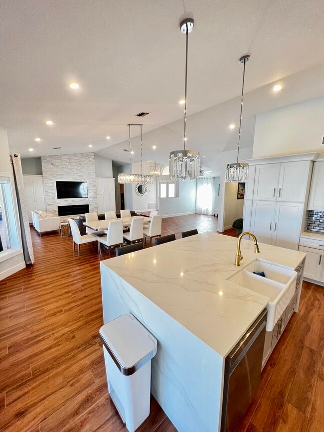 Photo - 20725 Waters Edge Ct