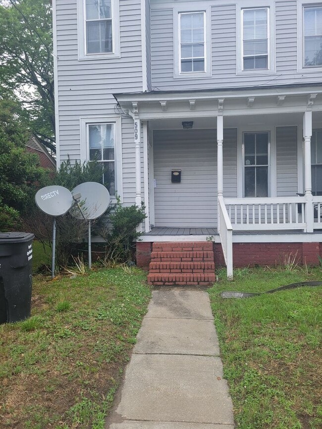 Photo - Cute Three Bedroom One and a Half Bath Duplex in Historic Port Norfolk Unit 509