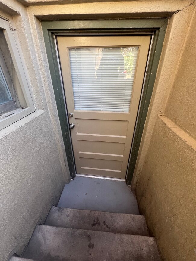 611 W 22nd St Unit 1