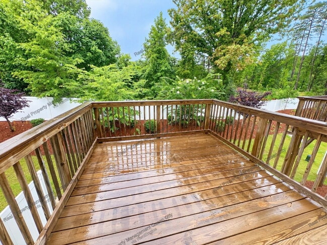 2407 Lazette Dr