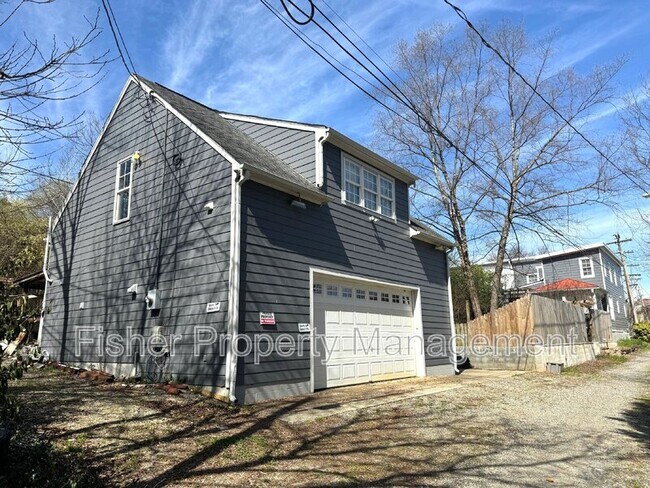 Photo - 615 Albemarle St Unit C