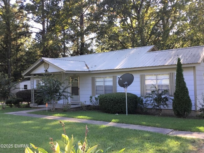 Building Photo - 105 Wickware Rd