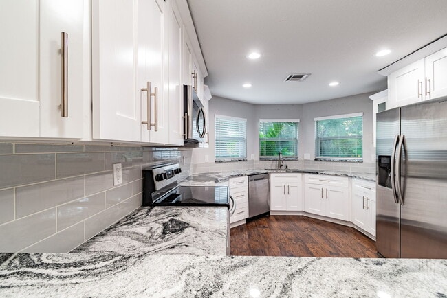 Photo - 3208 W Napoleon Ave
