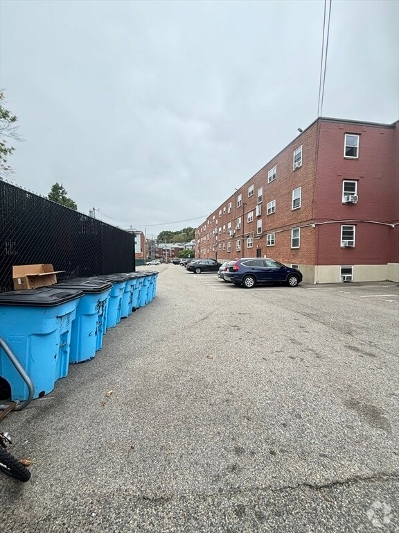 Building Photo - 41 Colborne Rd Unit B2 Rental