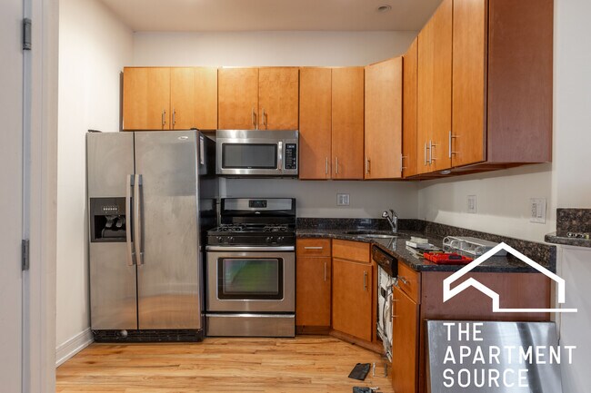 Photo - 2835 N Damen Ave Unit 1R