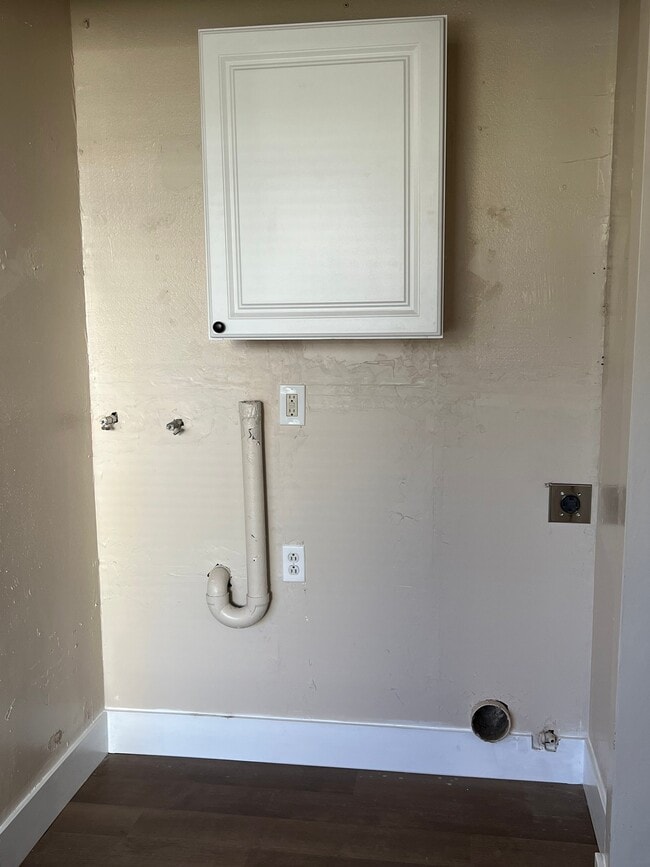 Photo - 3371 Lerwick Rd