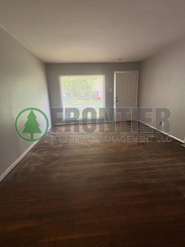 Photo - 159 Ben Nevis Rd