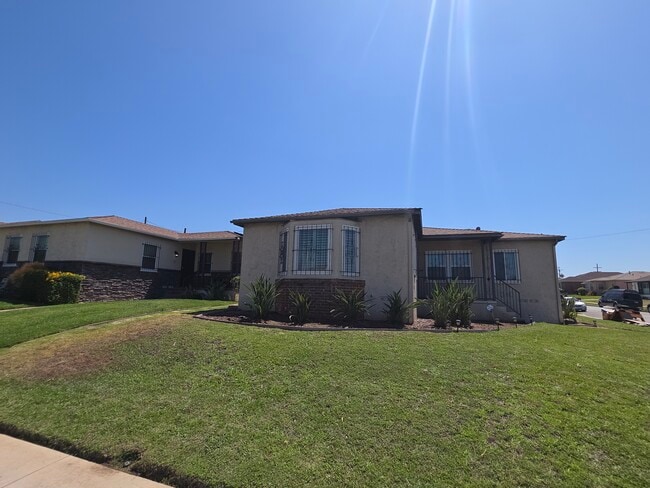 Photo - 2157 W 109th Pl