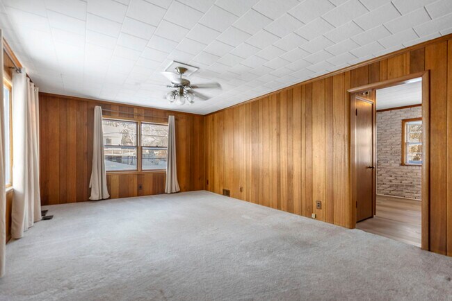 Photo - 409 W 5th St