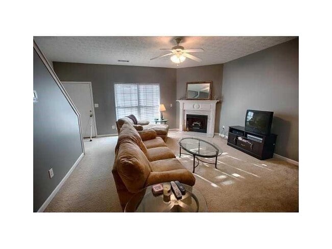 Photo - 3816 Dandridge Way NW