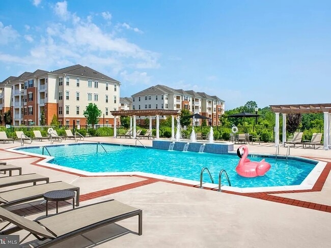 Building Photo - 1314 Sierra Dr Unit 1314 Sierra Dr