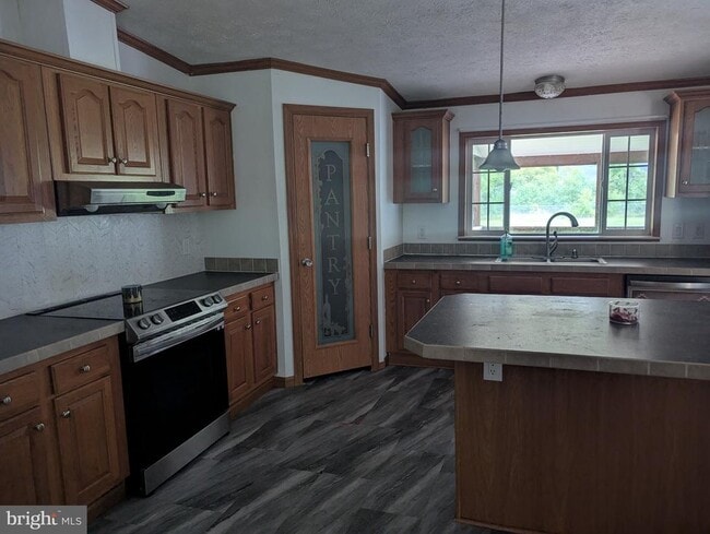 Photo - 6703 Westville Rd