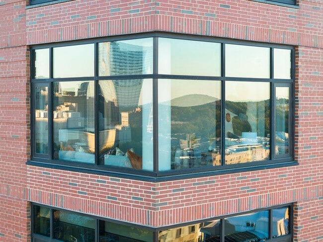 Photo - 122 N Harrington St