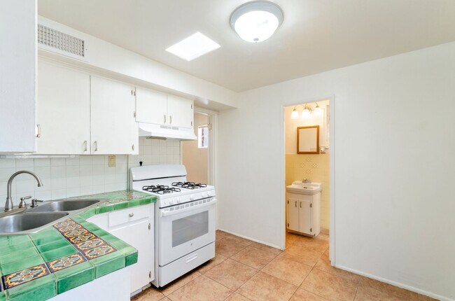 Photo - 3225 E Patricia St Unit 2