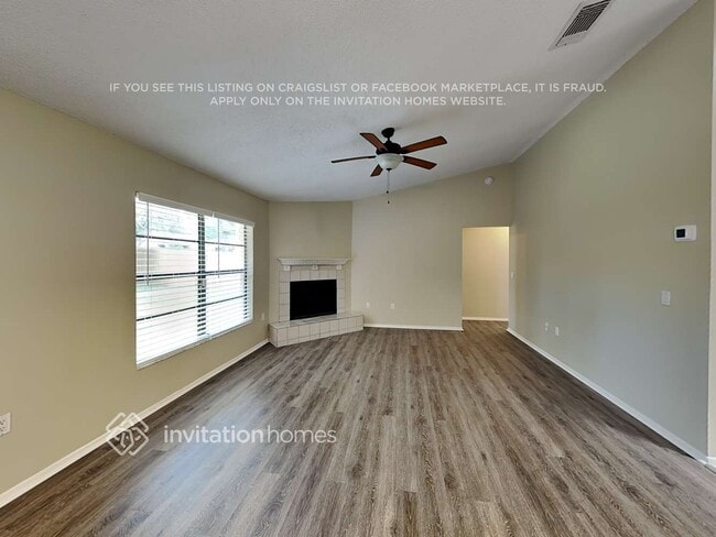 Photo - 888 E Timberland Trail