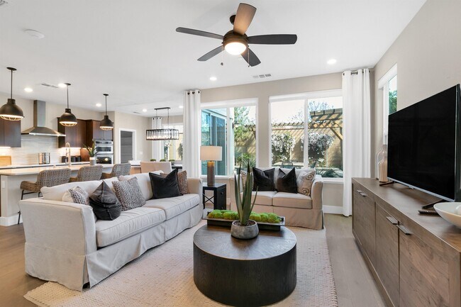 Photo - 285 Bear Creek Dr