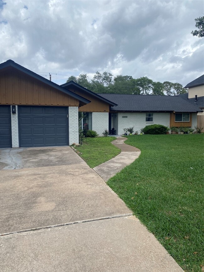 Photo - 12930 Kimberley Ln