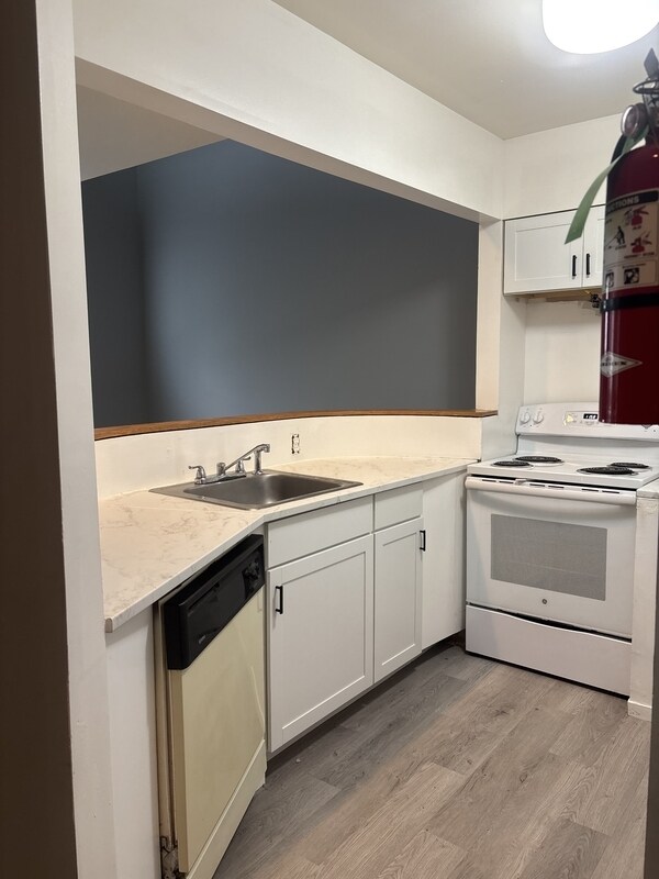 Photo - 125 Union St Unit 2