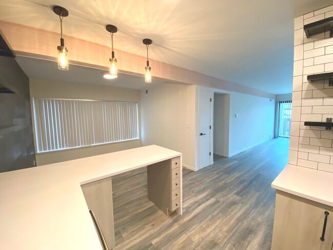 Photo - 2124 Pauline Blvd Unit 205