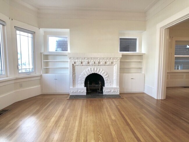 Photo - 1714 Santa Clara Ave