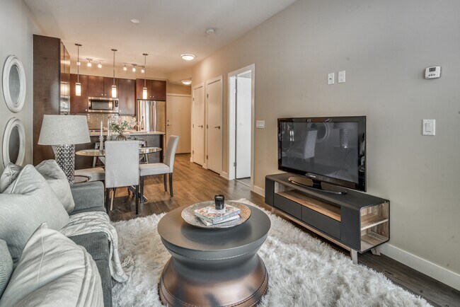 Photo - 1720-1710 10 St SW