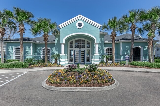 Photo - The Club at Danforth Apartments