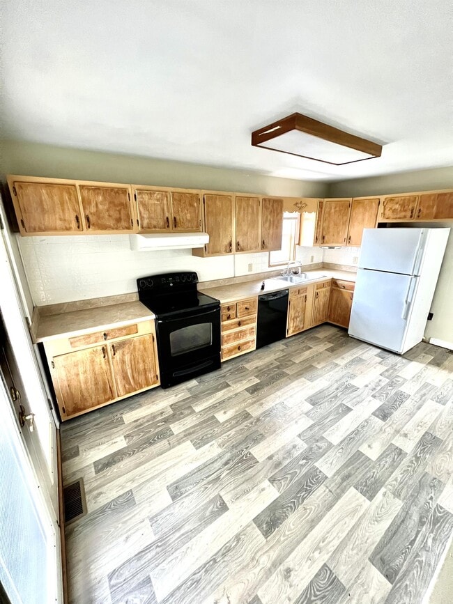 Photo - 97 County Rte 75/4