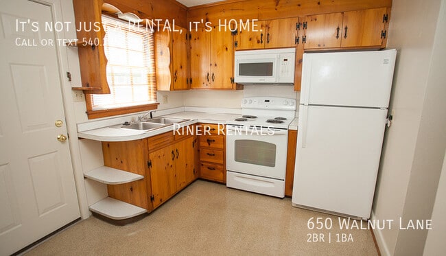 Photo - 650 Walnut Ln