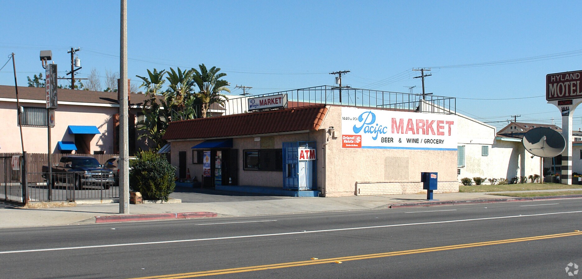 Photo - 1457 W Pacific Coast Hwy Apartments