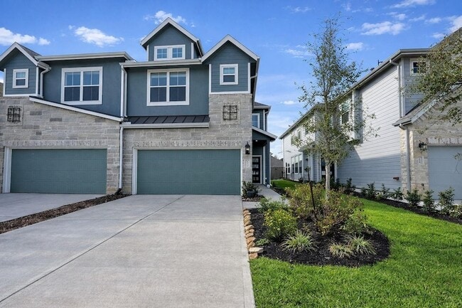 Building Photo - 620 Silver Pear Ct