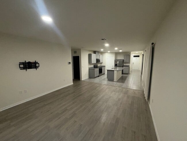 Photo - 1329 Derry Ave