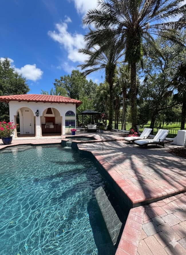 Photo - 236 Acadia Ter