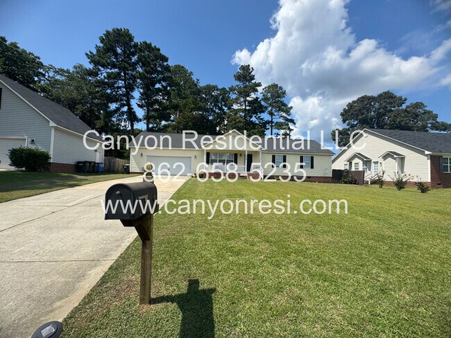 Building Photo - 815 Turkey Ridge Dr Rental