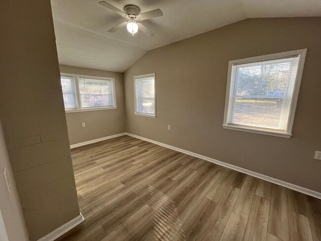 Photo - 102 Vidalia Rd