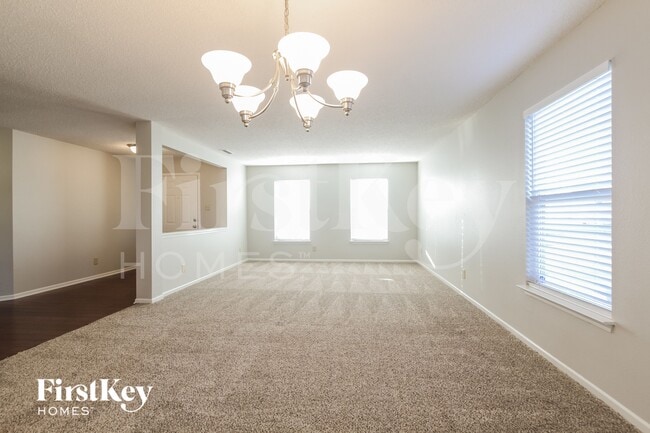 Photo - 12735 Howe Rd