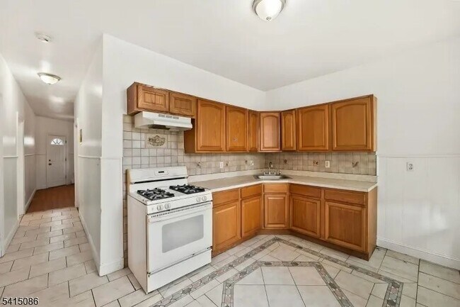 Photo - 190 N 1st St Unit 1