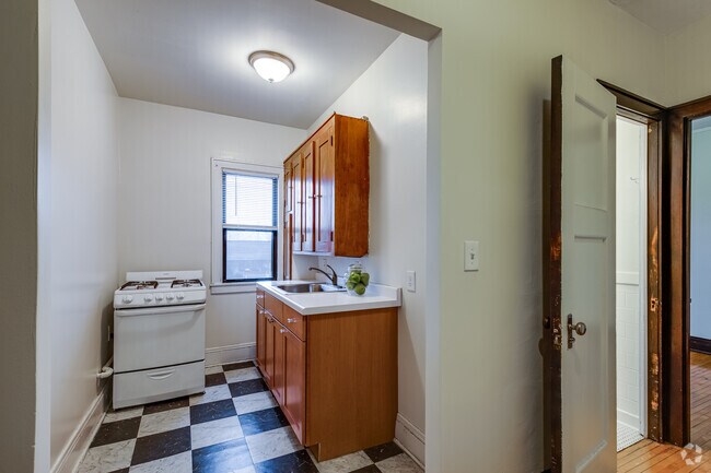 1325 W 27th St - 1BR, 1BA - 600SF – Unit 1 - Kitchen - 1325 West 27th St