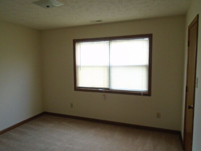 Photo - Timberlake  Apartments