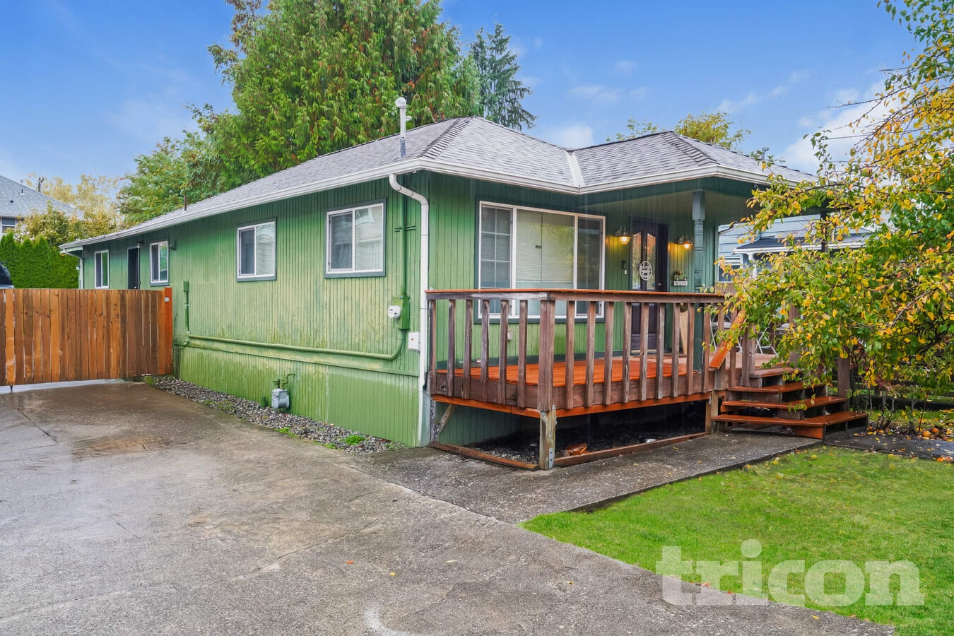 Photo - 9413 14th Ave SW