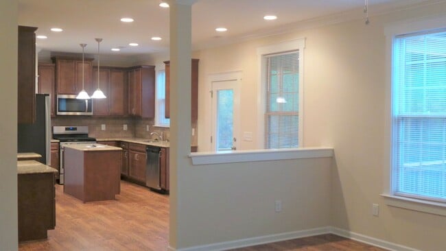 Photo - ~~ Charming 4 Bedroom in Logan Ridge Subdivision ~~